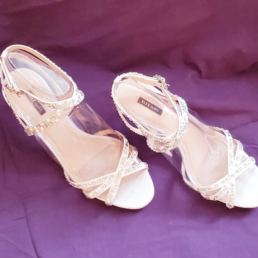 NEW Alex Marie Heels, White, Rhinestones, Size 11 - Picture 4 of 15